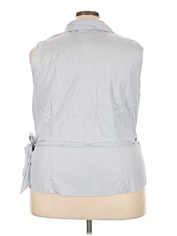 Lane Bryant Sleeveless Button-Down Shirt (view 2)