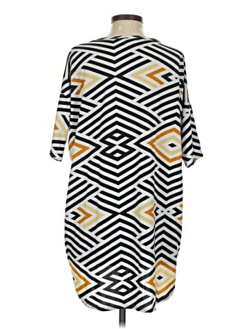 Lularoe 3/4 Sleeve T-Shirt (view 2)