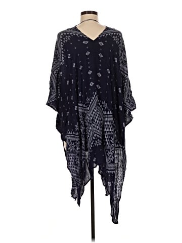 Ecote Poncho (view 2)