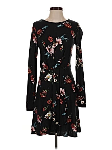 Bershka Casual Dress (view 1)