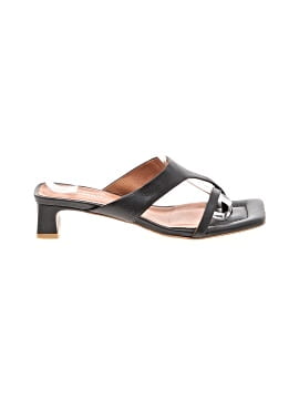 Intentionally Sandals