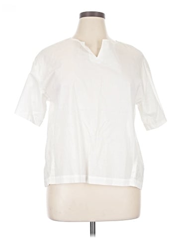 Uniqlo Short Sleeve T-Shirt (view 1)