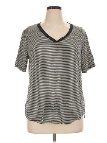 Lane Bryant Short Sleeve T-Shirt (view 1)