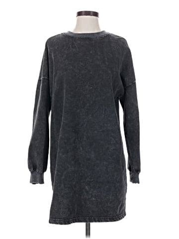 Forever 21 Casual Dress (view 1)