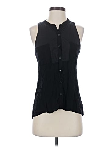 Splendid Sleeveless Button-Down Shirt (view 1)