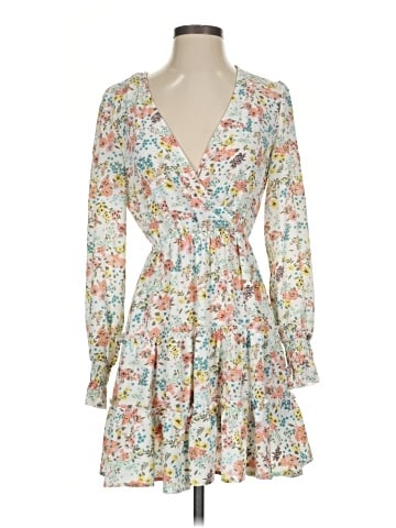 Allison & Kelly Casual Dress (view 1)