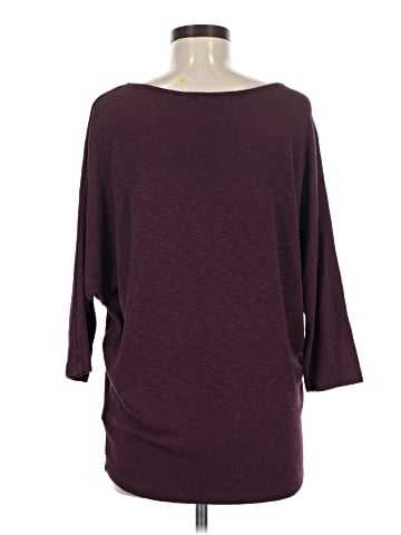 Laila Jayde Pullover Sweater (view 2)