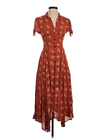 Urban Outfitters Casual Dress (view 1)