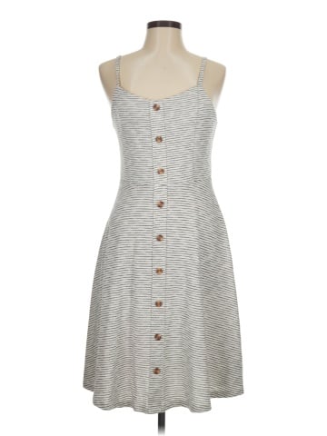 Old Navy Casual Dress (view 1)
