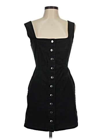 Urban Outfitters Casual Dress (view 1)