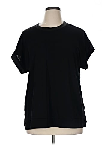 The Limited Short Sleeve T-Shirt (view 1)