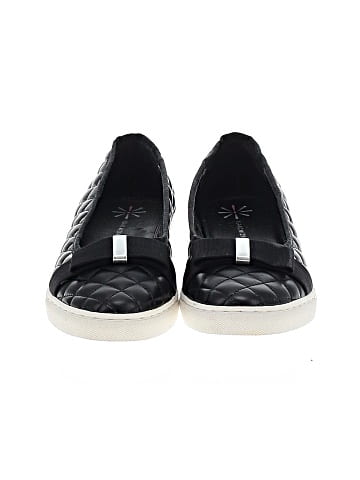 Isaac Mizrahi LIVE! Flats (view 2)
