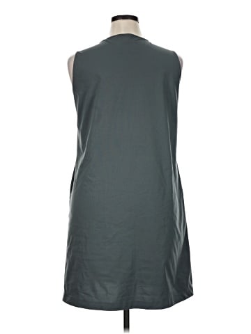 Uniqlo Sleeveless Top (view 2)