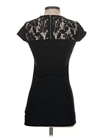 Sofia by Sofia Vergara Short Sleeve Top (view 2)