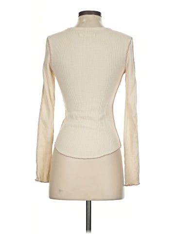 Urban Outfitters Long Sleeve T-Shirt (view 2)