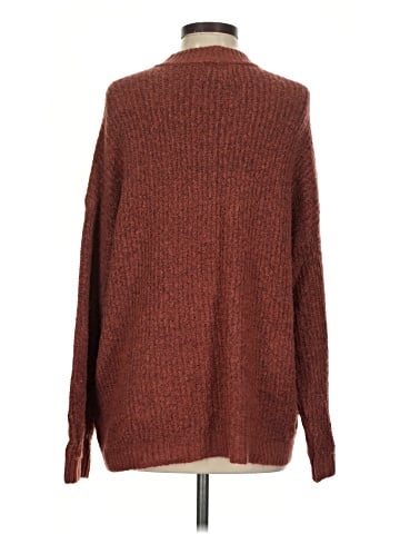 American Eagle Outfitters Pullover Sweater (view 2)
