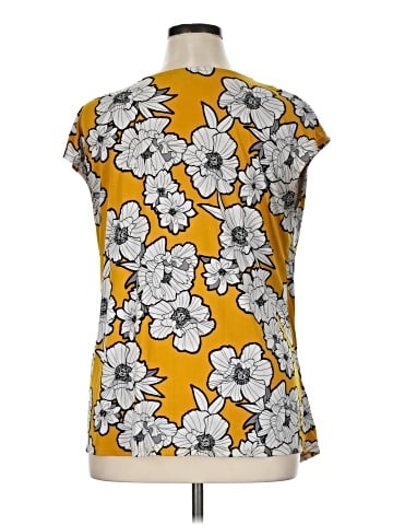 Lane Bryant Sleeveless T-Shirt (view 2)