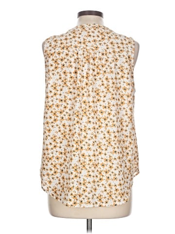 Fun2Fun Sleeveless Blouse (view 2)