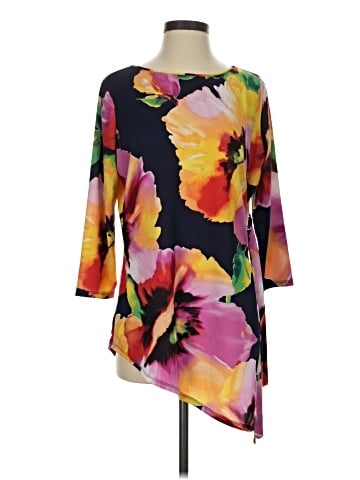 Essentials by Milano 3/4 Sleeve Blouse (view 1)