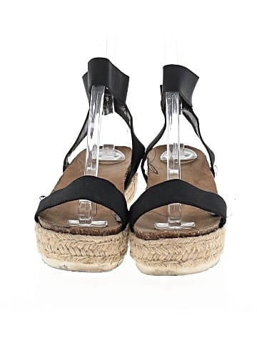 Express Sandals (view 2)