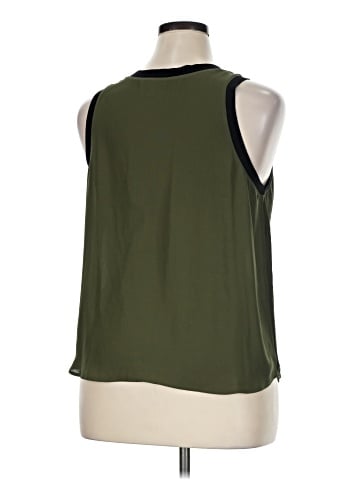 Chelsea28 Sleeveless T-Shirt (view 2)