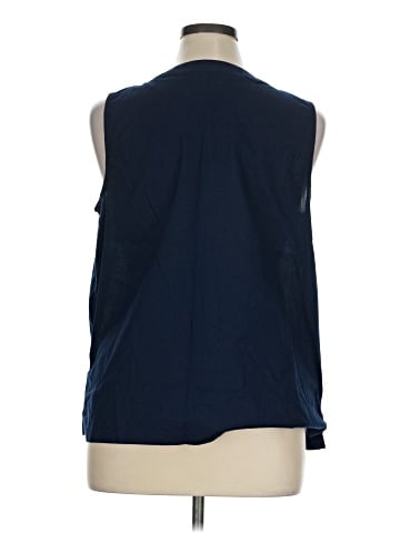 Croft & Barrow Sleeveless Blouse (view 2)