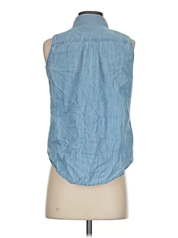 St. John's Bay Sleeveless Button-Down Shirt (view 2)