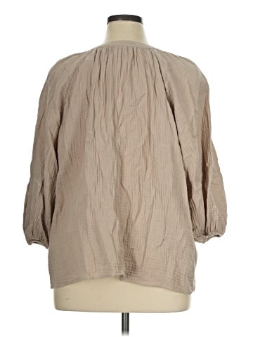 Torrid 3/4 Sleeve T-Shirt (view 2)