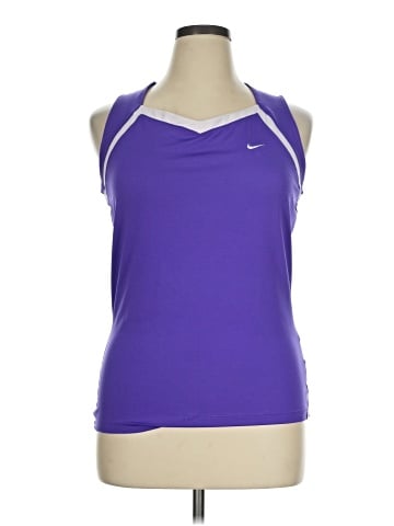 Nike Sleeveless Top (view 1)