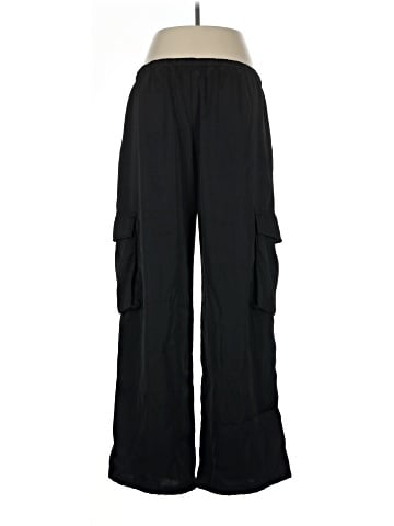 Banana Republic Factory Store Cargo Pants (view 2)