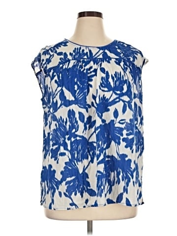 St. John's Bay Sleeveless Blouse (view 1)
