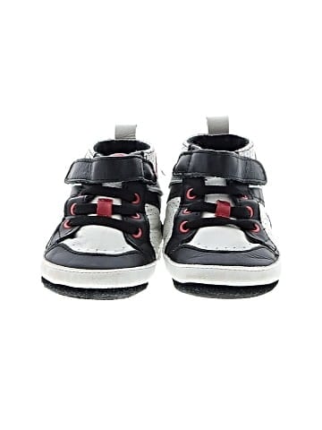 Robeez Booties (view 2)