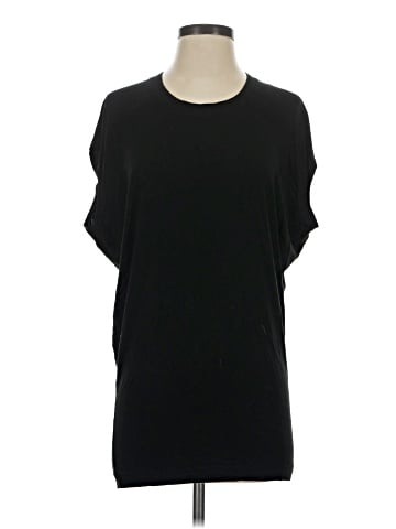 Vince. Short Sleeve Top (view 1)