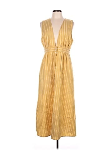Urban Outfitters Casual Dress (view 1)