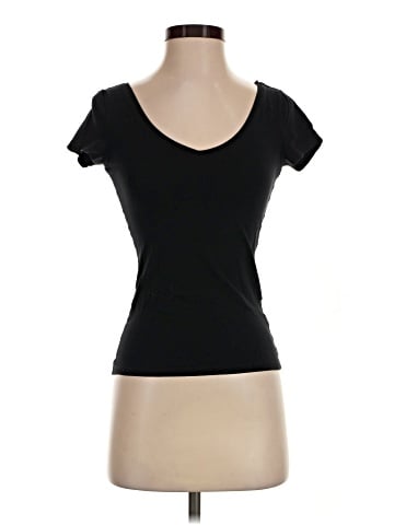 H&M Short Sleeve T-Shirt (view 1)