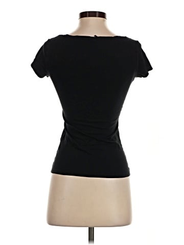 H&M Short Sleeve T-Shirt (view 2)