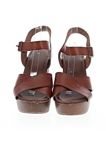 Universal Thread Sandals (view 2)
