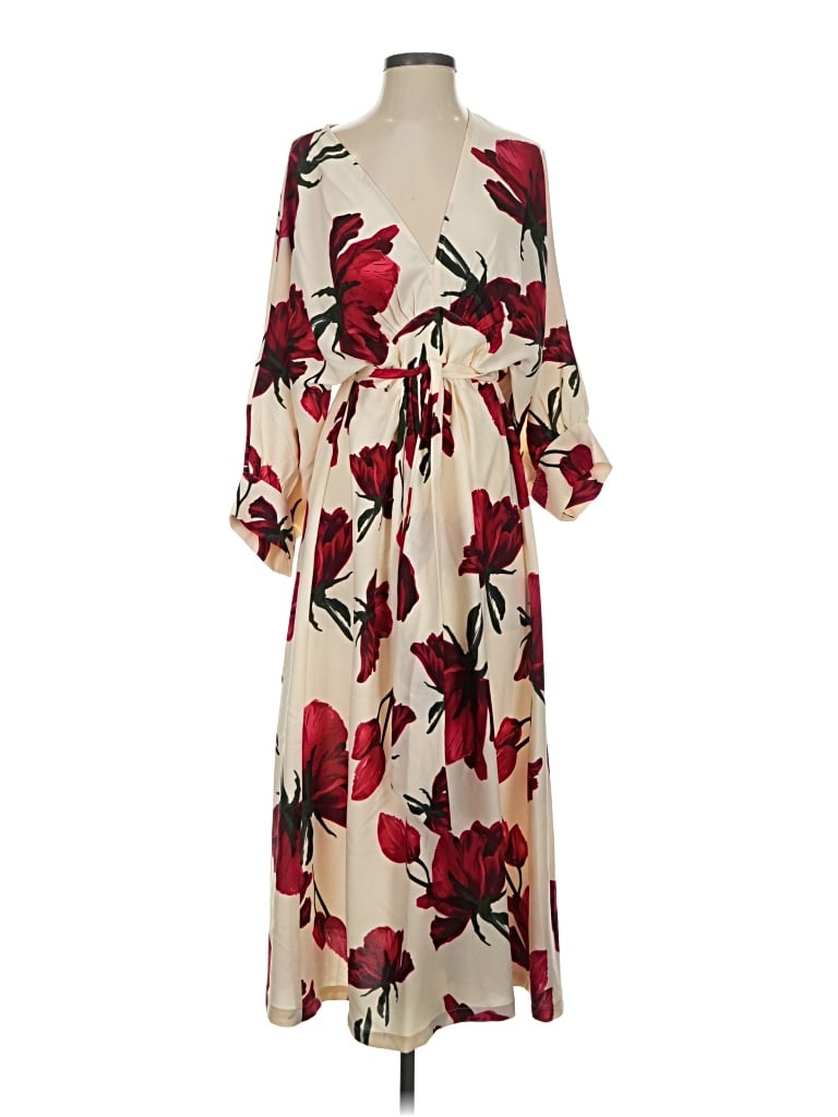 Pre-owned Aakaa Casual Dress In Ivory
