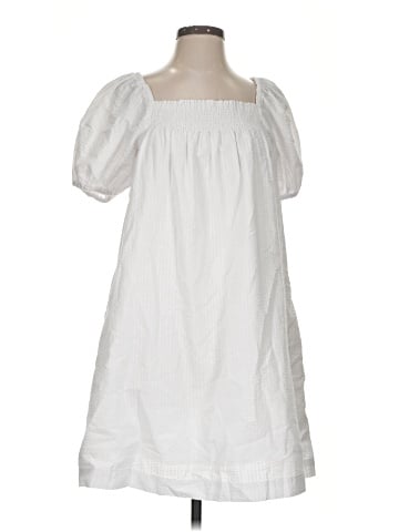 Urban Outfitters Casual Dress (view 1)