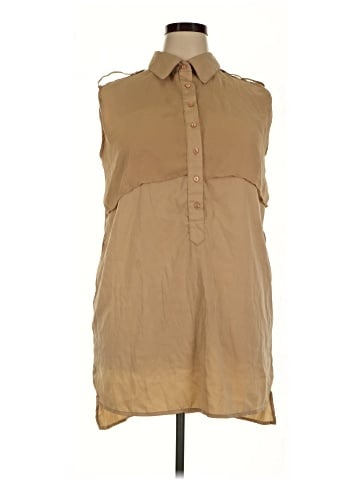 FASHION TO FIGURE Sleeveless Button-Down Shirt (view 1)