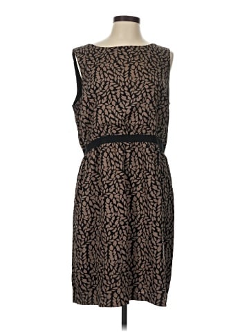 Ann Taylor LOFT Outlet Cocktail Dress (view 1)