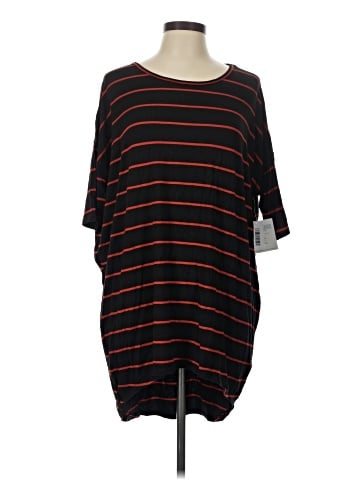 Lularoe 3/4 Sleeve T-Shirt (view 1)