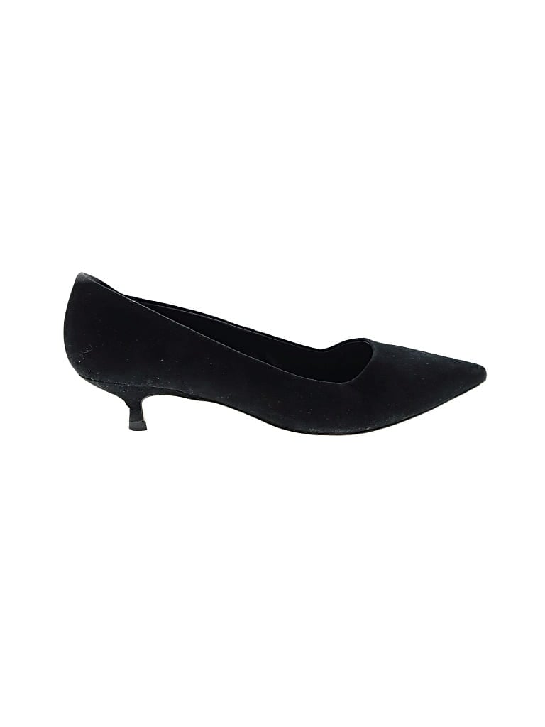 Pre-owned Vaneli Heels In Black