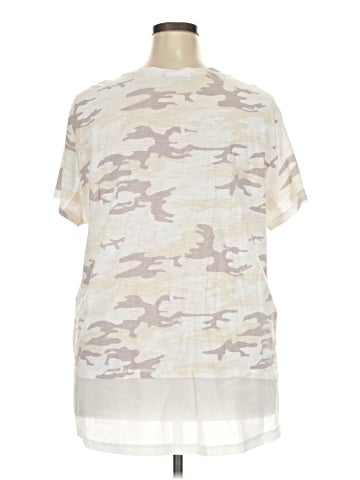 Sanctuary Short Sleeve T-Shirt (view 2)