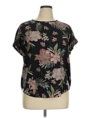 Maurices Short Sleeve Blouse (view 1)