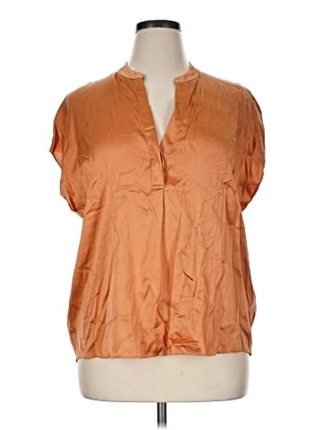 Vince. Short Sleeve Silk Top (view 1)