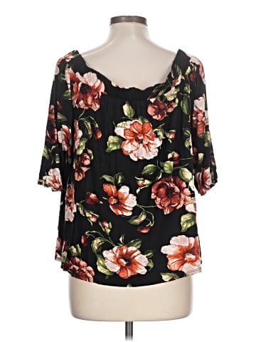 Loveappella Short Sleeve Blouse (view 2)
