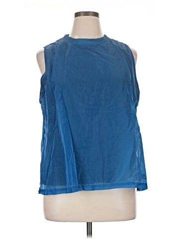 Nike Sleeveless T-Shirt (view 1)