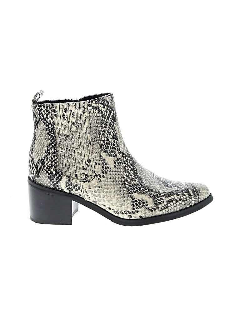 Pre-owned Blondo Ankle Boots In Silver