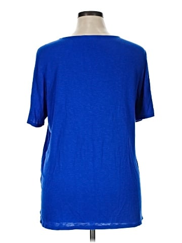 Chico's Short Sleeve T-Shirt (view 2)